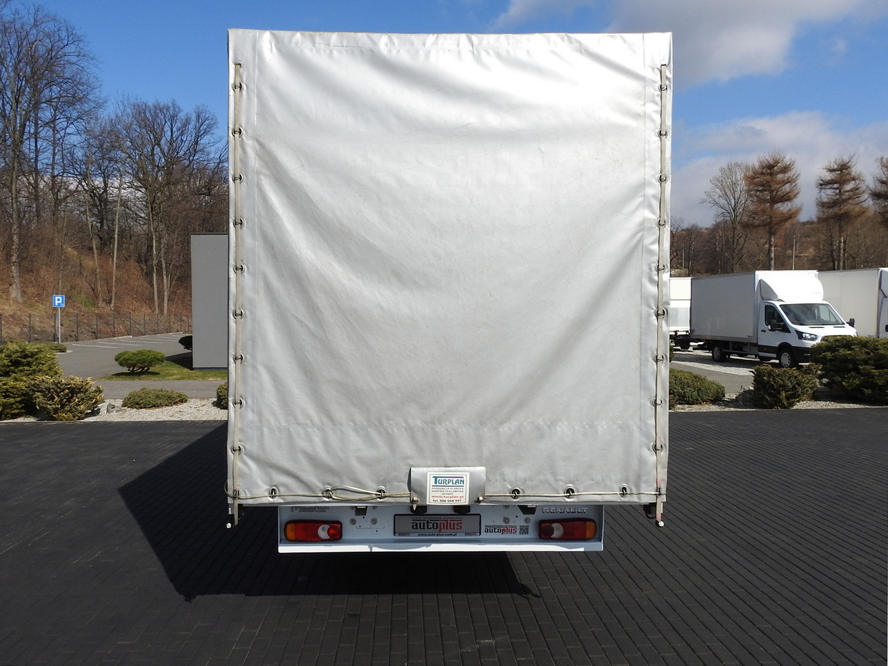 Furgão de toldo RENAULT MASTER TARPAULIN 10 PALLETS WEBASTO CRUISE CONTROL LED LIGHTS PNEUMATICS AIR CONDITIONING 165HP: foto 11 Furgão de toldo RENAULT MASTER TARPAULIN 10 PALLETS WEBASTO CRUISE CONTROL LED LIGHTS PNEUMATICS AIR CONDITIONING 165HP: foto 11