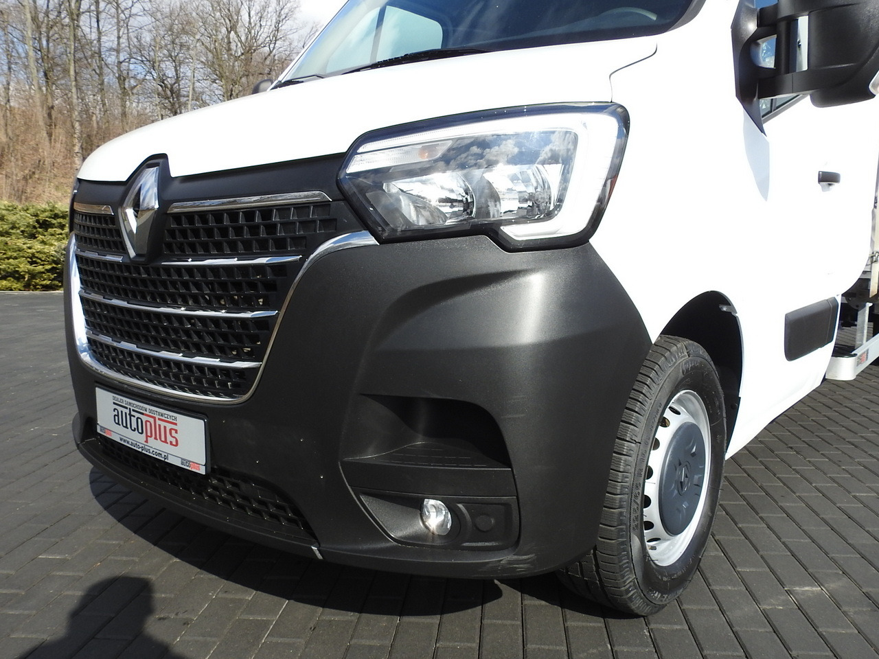 Furgão de toldo RENAULT MASTER TARPAULIN 10 PALLETS WEBASTO CRUISE CONTROL LED LIGHTS PNEUMATICS AIR CONDITIONING 165HP: foto 21 Furgão de toldo RENAULT MASTER TARPAULIN 10 PALLETS WEBASTO CRUISE CONTROL LED LIGHTS PNEUMATICS AIR CONDITIONING 165HP: foto 21