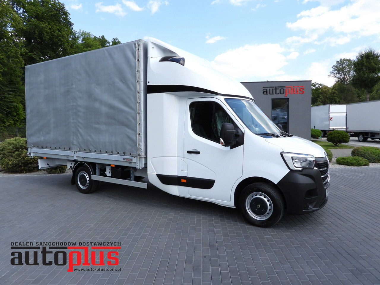 RENAULT MASTER TARPAULIN 8 PALLETS WEBASTO CRUISE CONTROL LED LIGHTS PNEUMATICS AIR CONDITIONING 165HP - Furgão de toldo: foto 1 RENAULT MASTER TARPAULIN 8 PALLETS WEBASTO CRUISE CONTROL LED LIGHTS PNEUMATICS AIR CONDITIONING 165HP - Furgão de toldo: foto 1
