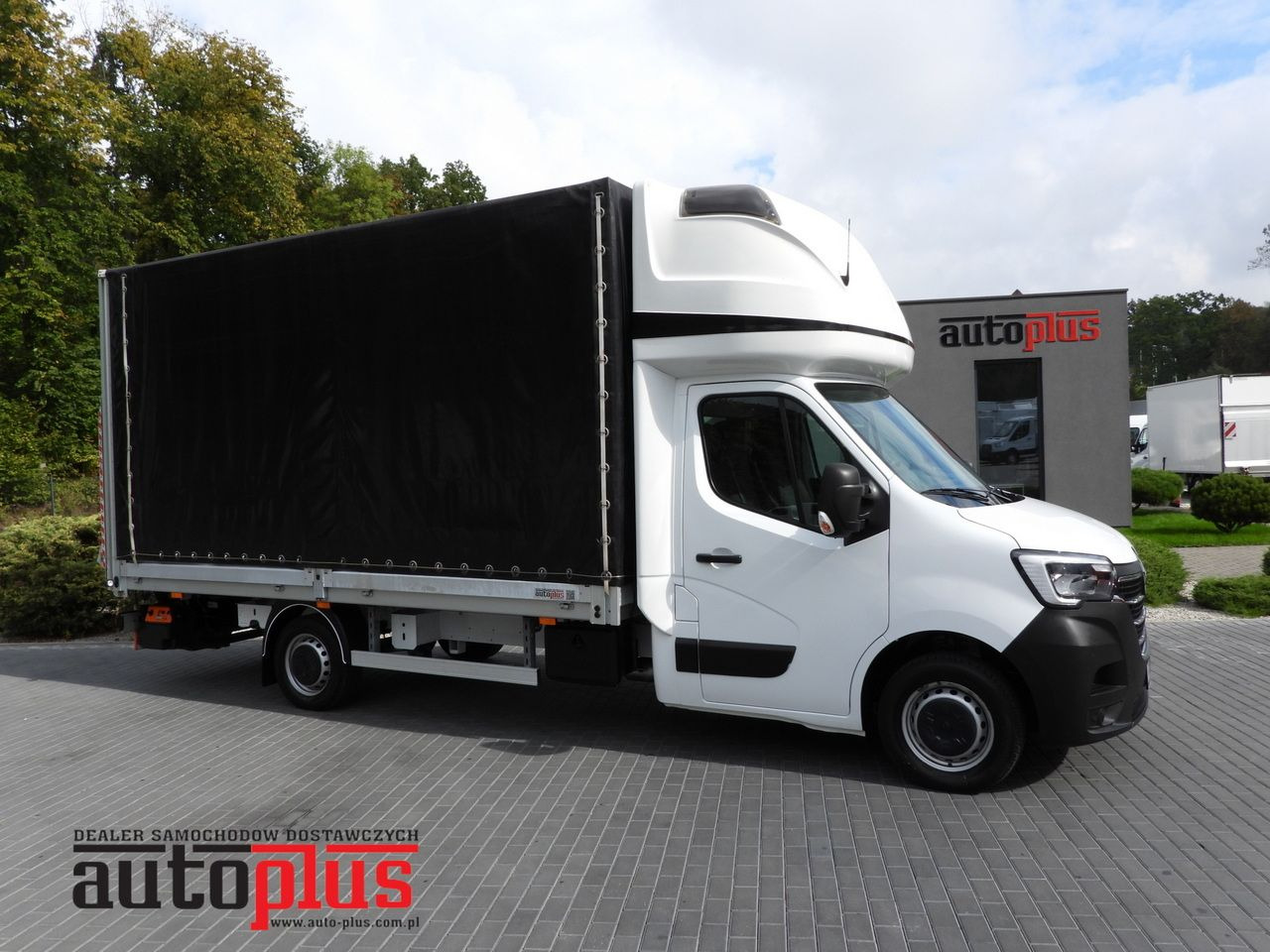 RENAULT MASTER TARPAULIN LIFT 9 PALLETS WEBASTO CRUISE CONTROL LED LIGHTS PNEUMATICS AIR CONDITIONING 165HP - Furgão de toldo: foto 1 RENAULT MASTER TARPAULIN LIFT 9 PALLETS WEBASTO CRUISE CONTROL LED LIGHTS PNEUMATICS AIR CONDITIONING 165HP - Furgão de toldo: foto 1
