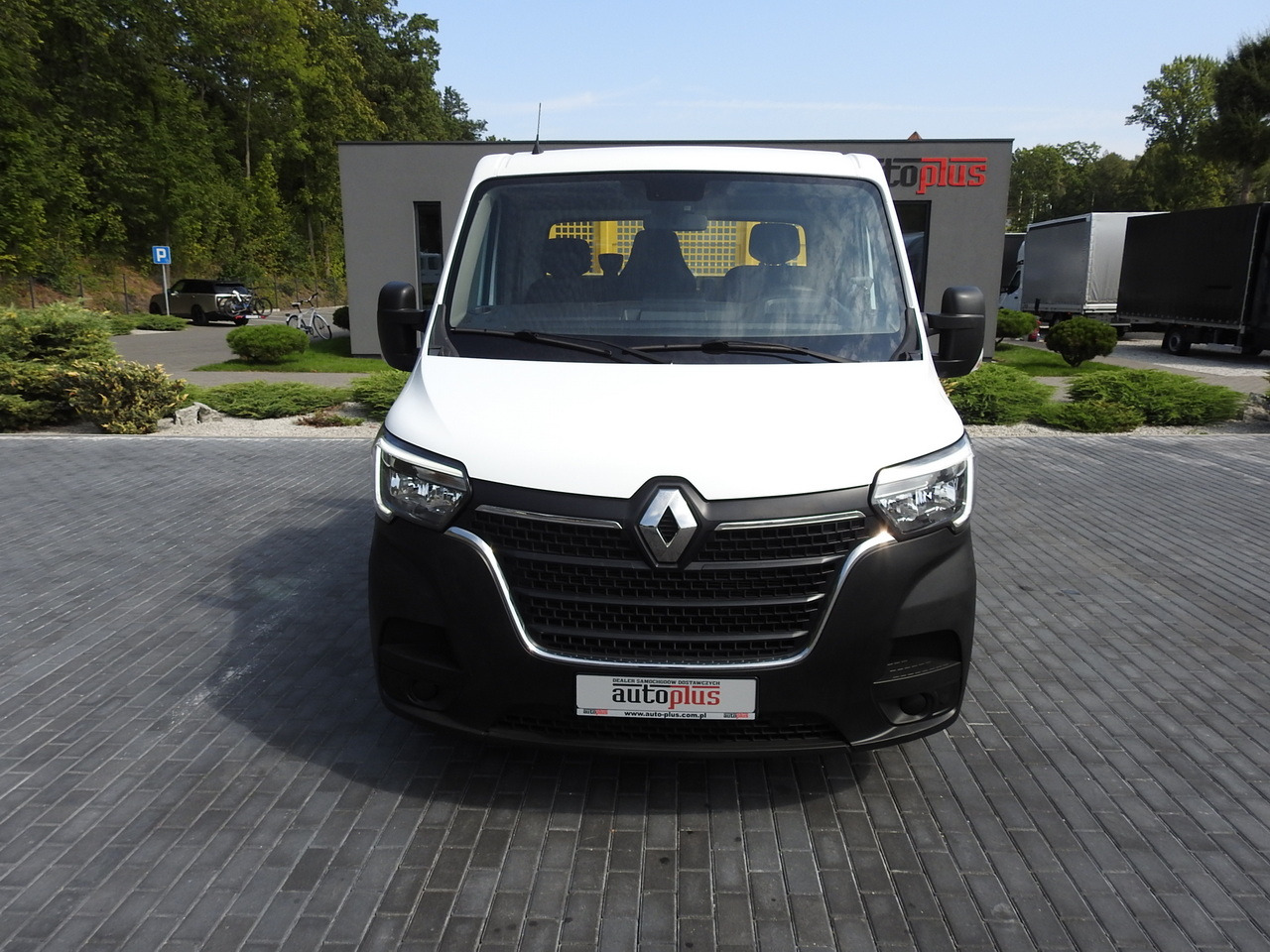 RENAULT MASTER TIPPER CRUISE CONTROL NAVIGATION AIR CONDITIONING LED LIGHTS TWIN WHEELS LOAD WEIGHT 145HP - Furgão basculante: foto 5 RENAULT MASTER TIPPER CRUISE CONTROL NAVIGATION AIR CONDITIONING LED LIGHTS TWIN WHEELS LOAD WEIGHT 145HP - Furgão basculante: foto 5