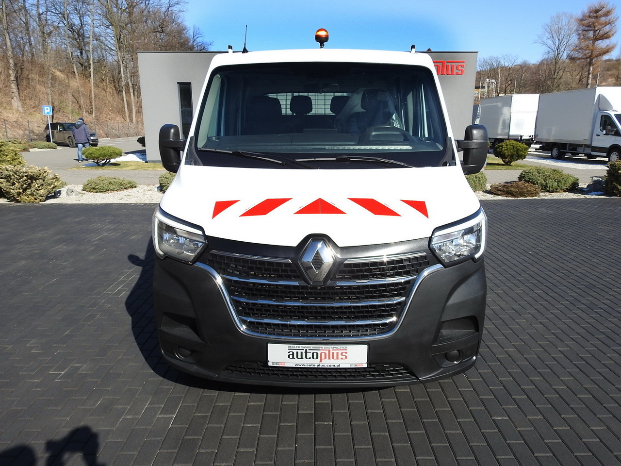 RENAULT MASTER TIPPER DOUBLE CABIN DOKA 6 SEATS CRUISE CONTROL AIR CONDITIONING LED LIGHTS TWIN WHEELS 130HP - Furgão basculante: foto 5 RENAULT MASTER TIPPER DOUBLE CABIN DOKA 6 SEATS CRUISE CONTROL AIR CONDITIONING LED LIGHTS TWIN WHEELS 130HP - Furgão basculante: foto 5
