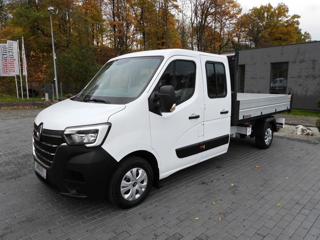 Furgão basculante RENAULT MASTER TIPPER DOUBLE CABIN DOKA 7 SEATS CRUISE CONTROL NAVIGATION LED LIGHTS AIR CONDITIONING  145HP: foto 6