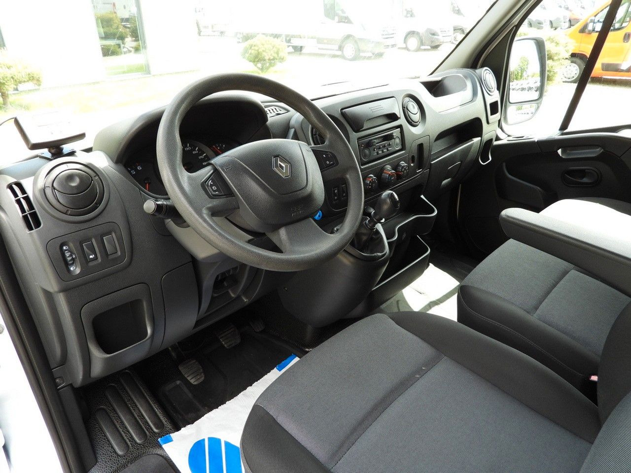 Renault MASTER KÜHLKASTENWAGEN -20*C TEMPOMAT Renault MASTER KÜHLKASTENWAGEN -20*C TEMPOMAT - Carrinha frigorífica: foto 2 Renault MASTER KÜHLKASTENWAGEN -20*C TEMPOMAT Renault MASTER KÜHLKASTENWAGEN -20*C TEMPOMAT - Carrinha frigorífica: foto 2