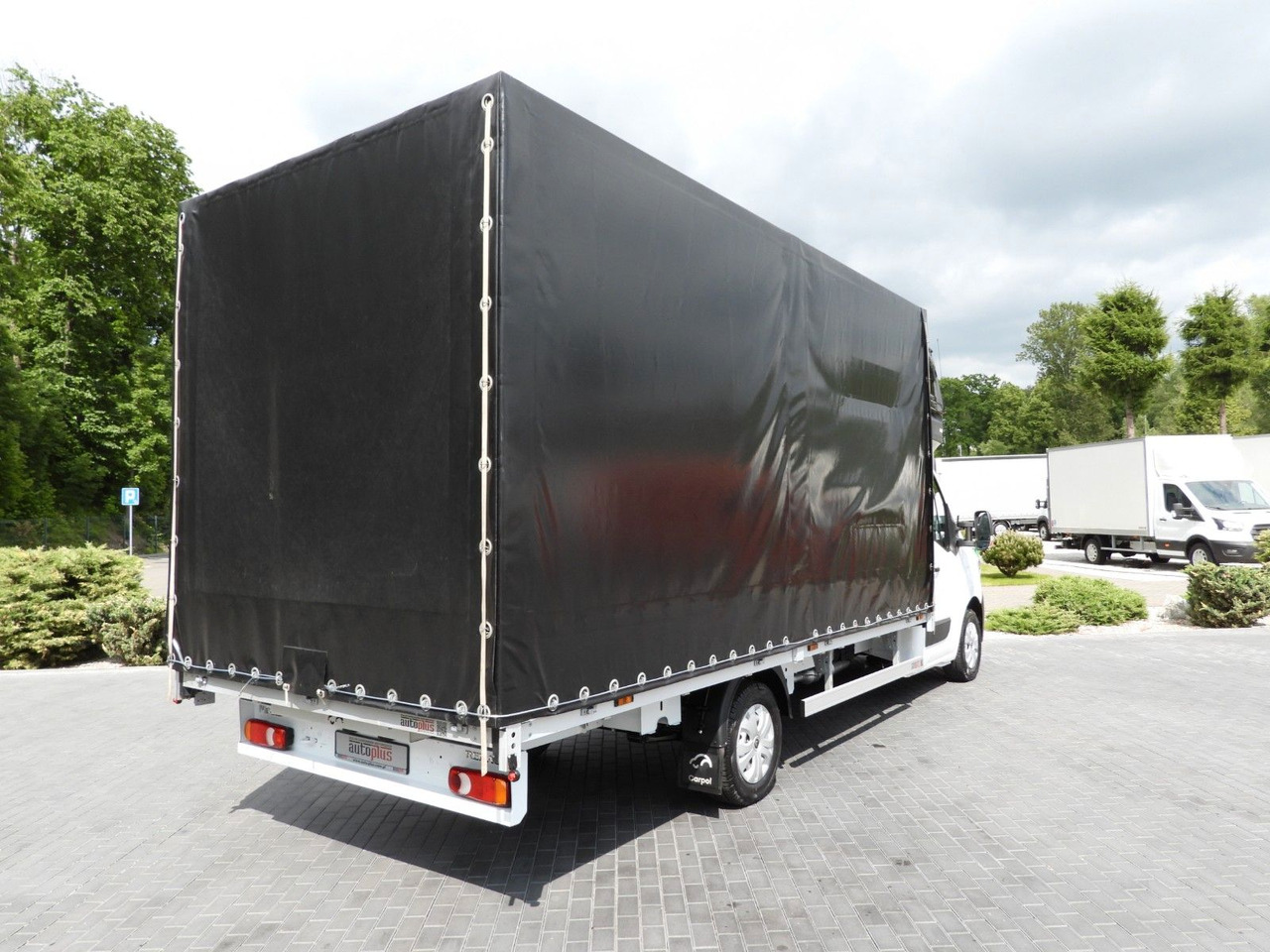 Renault MASTER PRITSCHE PLANE 10 PALETTEN TEMPOMAT - Furgão de toldo: foto 3 Renault MASTER PRITSCHE PLANE 10 PALETTEN TEMPOMAT - Furgão de toldo: foto 3