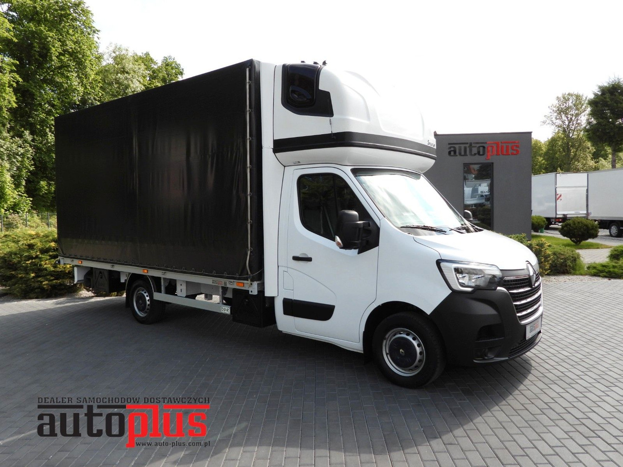 Renault MASTER PRITSCHE PLANE 10 PALETTEN WEBASTO A/C - Furgão de toldo: foto 1 Renault MASTER PRITSCHE PLANE 10 PALETTEN WEBASTO A/C - Furgão de toldo: foto 1