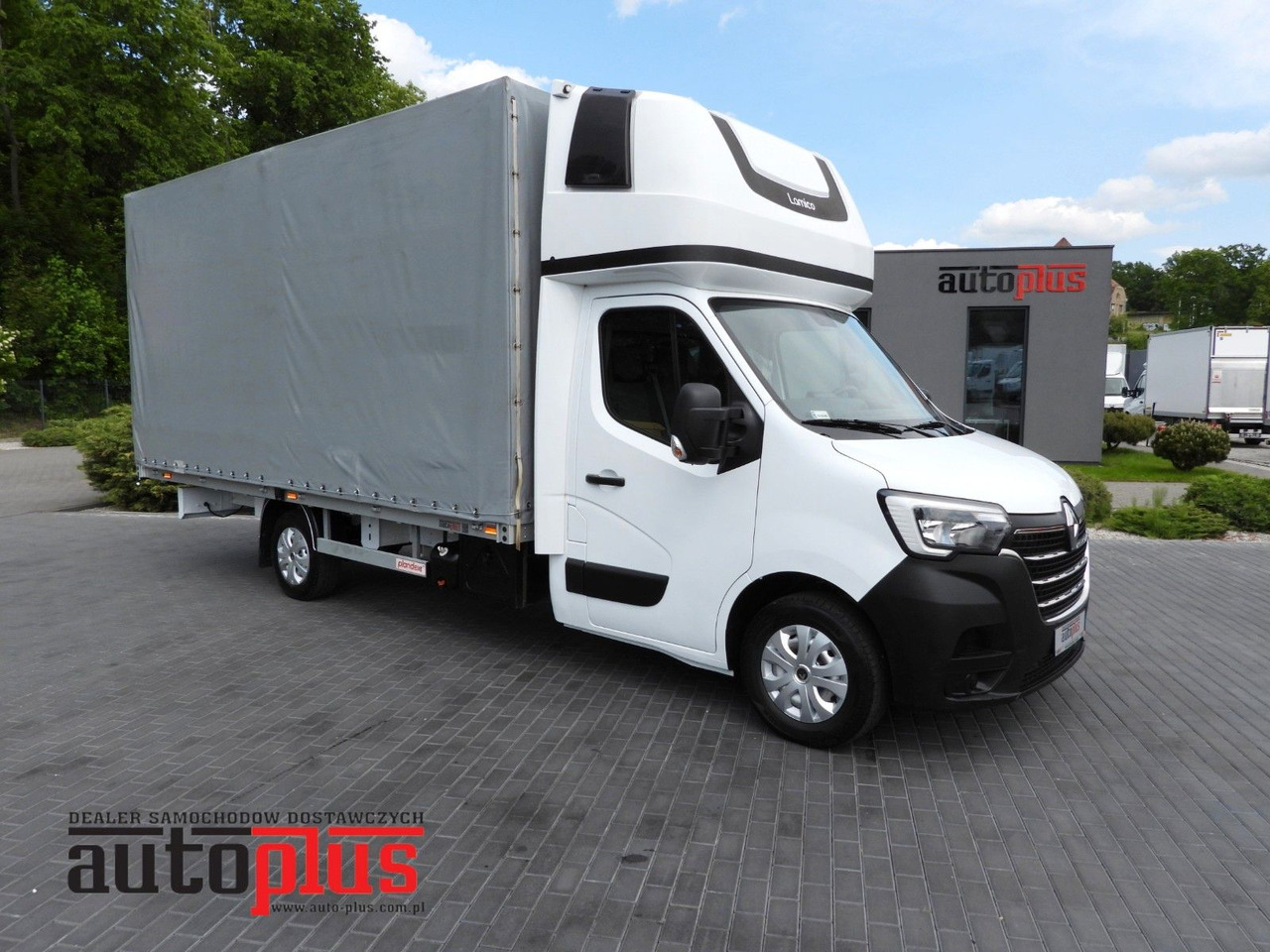 Renault MASTER PRITSCHE PLANE 10 PALETTEN WEBASTO A/C - Furgão de toldo: foto 1 Renault MASTER PRITSCHE PLANE 10 PALETTEN WEBASTO A/C - Furgão de toldo: foto 1