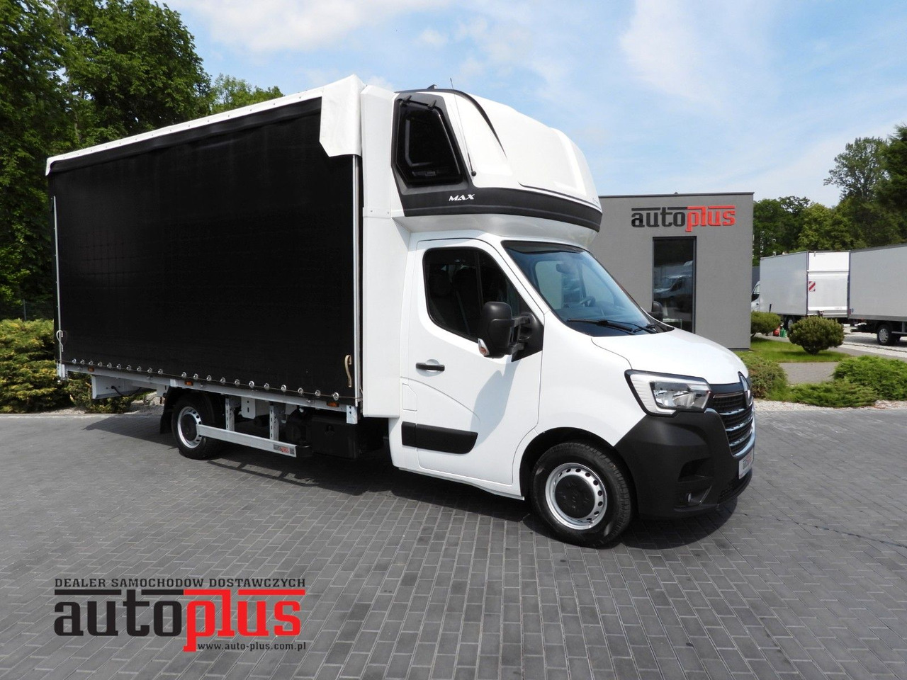 Renault MASTER PRITSCHE PLANE 12 PALETTEN WEBASTO A/C - Furgão de toldo: foto 1 Renault MASTER PRITSCHE PLANE 12 PALETTEN WEBASTO A/C - Furgão de toldo: foto 1