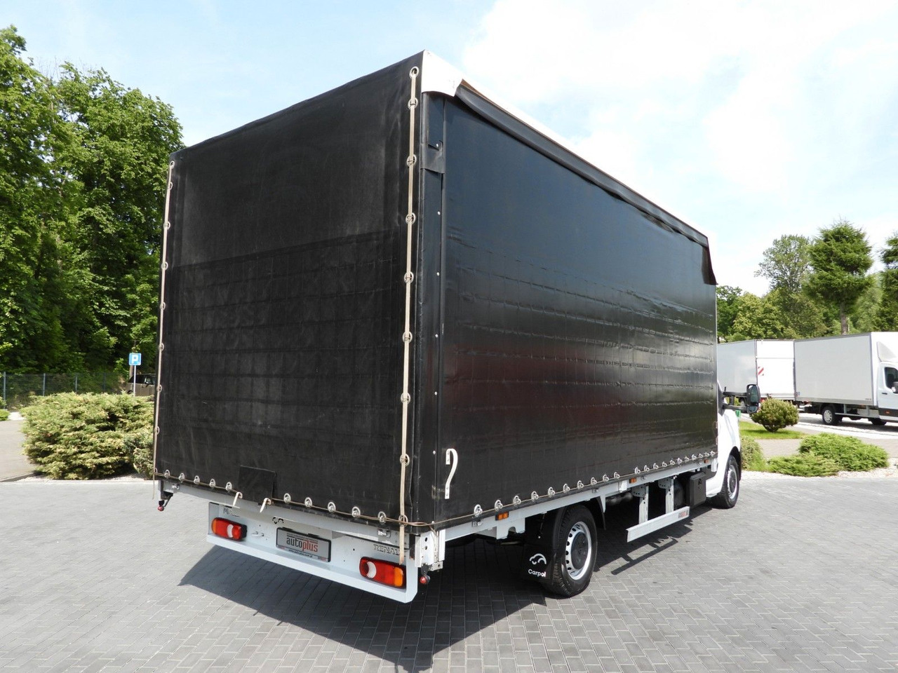 Renault MASTER PRITSCHE PLANE 12 PALETTEN WEBASTO A/C - Furgão de toldo: foto 3 Renault MASTER PRITSCHE PLANE 12 PALETTEN WEBASTO A/C - Furgão de toldo: foto 3