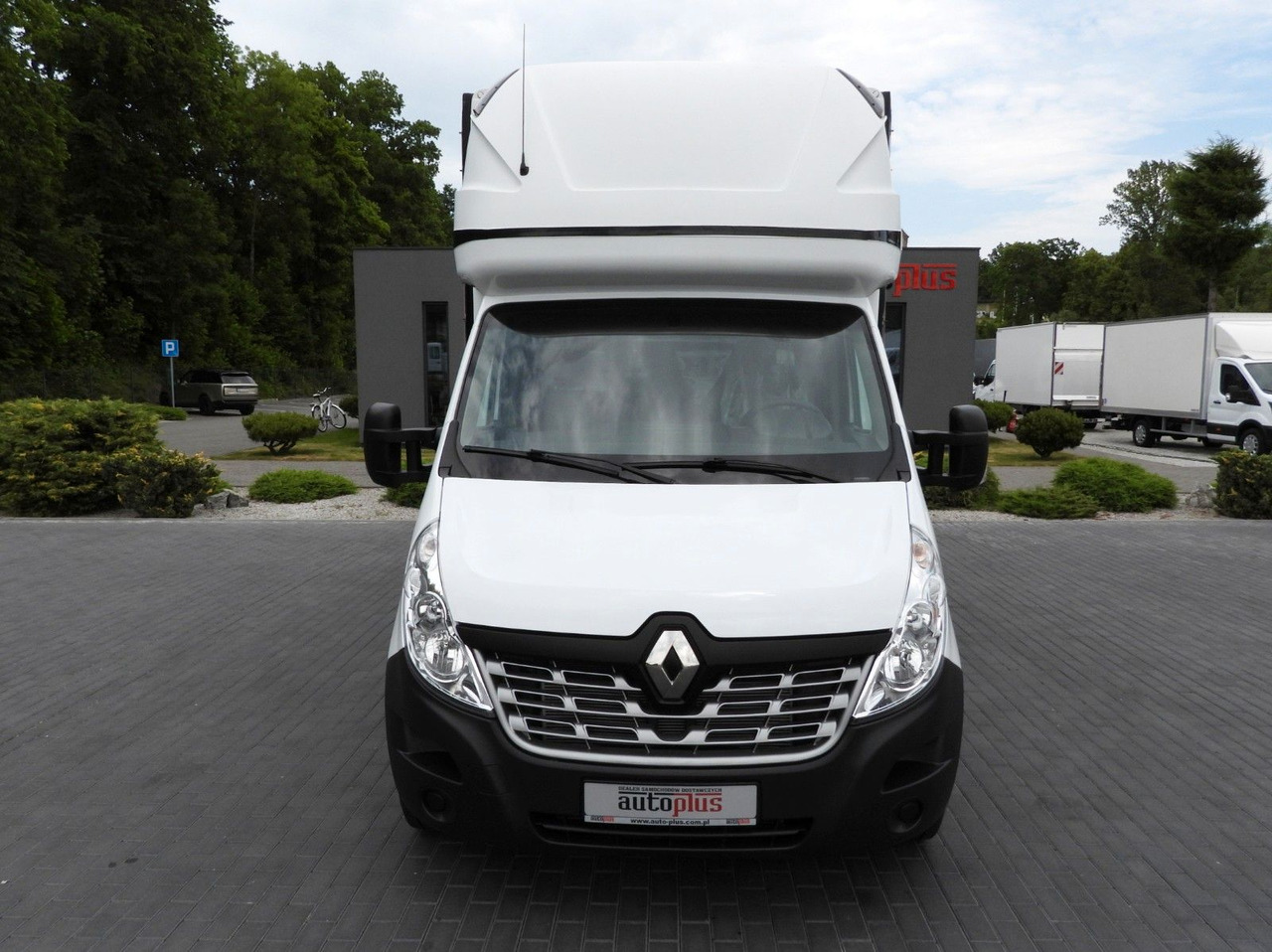 Renault MASTER PRITSCHE PLANE 8 PALETTEN WEBASTO - Furgão de toldo: foto 5 Renault MASTER PRITSCHE PLANE 8 PALETTEN WEBASTO - Furgão de toldo: foto 5