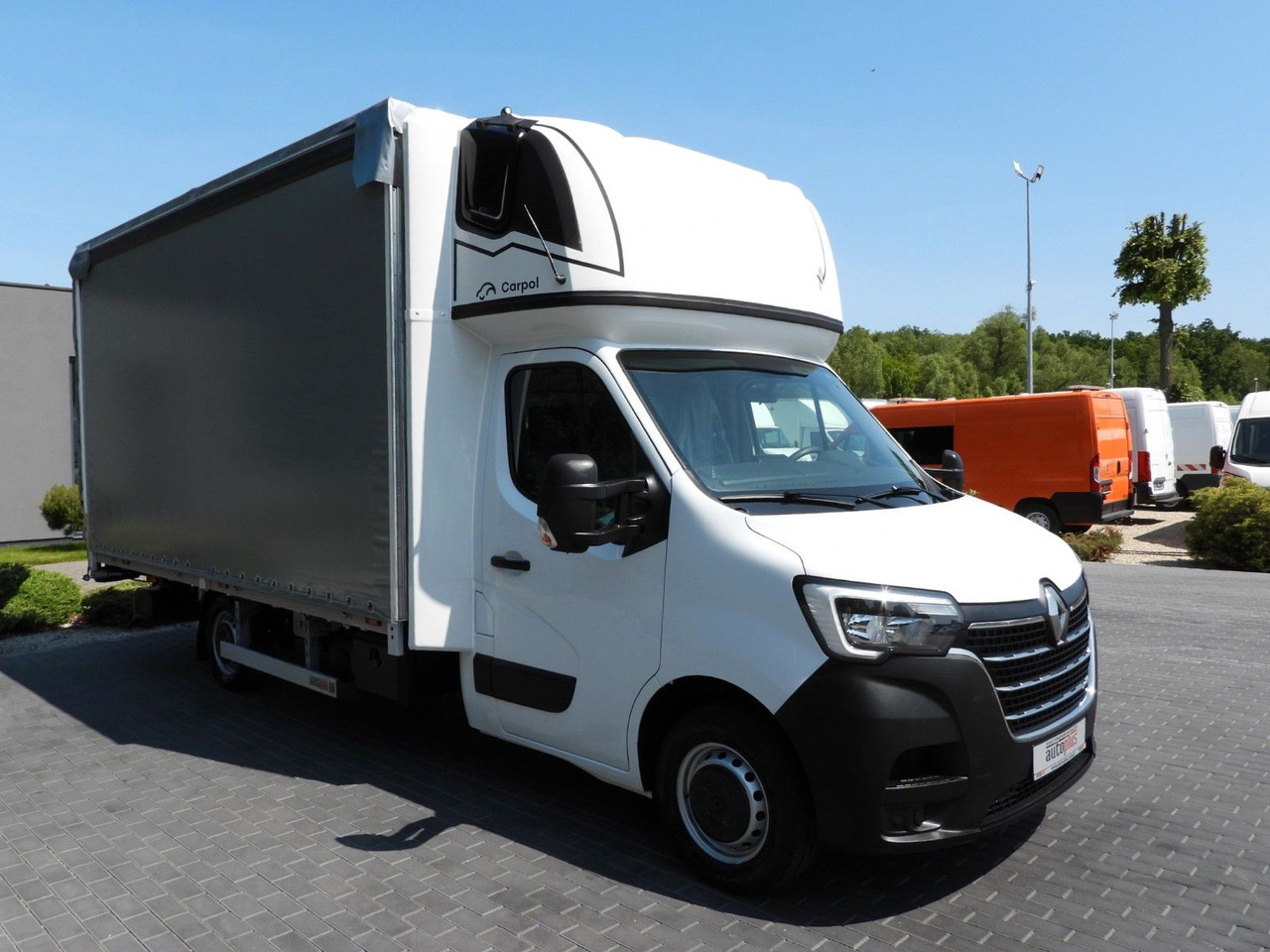 Renault MASTER PRITSCHE PLANE AUFZUG 10 PALETTEN WEBAST - Furgão de toldo: foto 4 Renault MASTER PRITSCHE PLANE AUFZUG 10 PALETTEN WEBAST - Furgão de toldo: foto 4