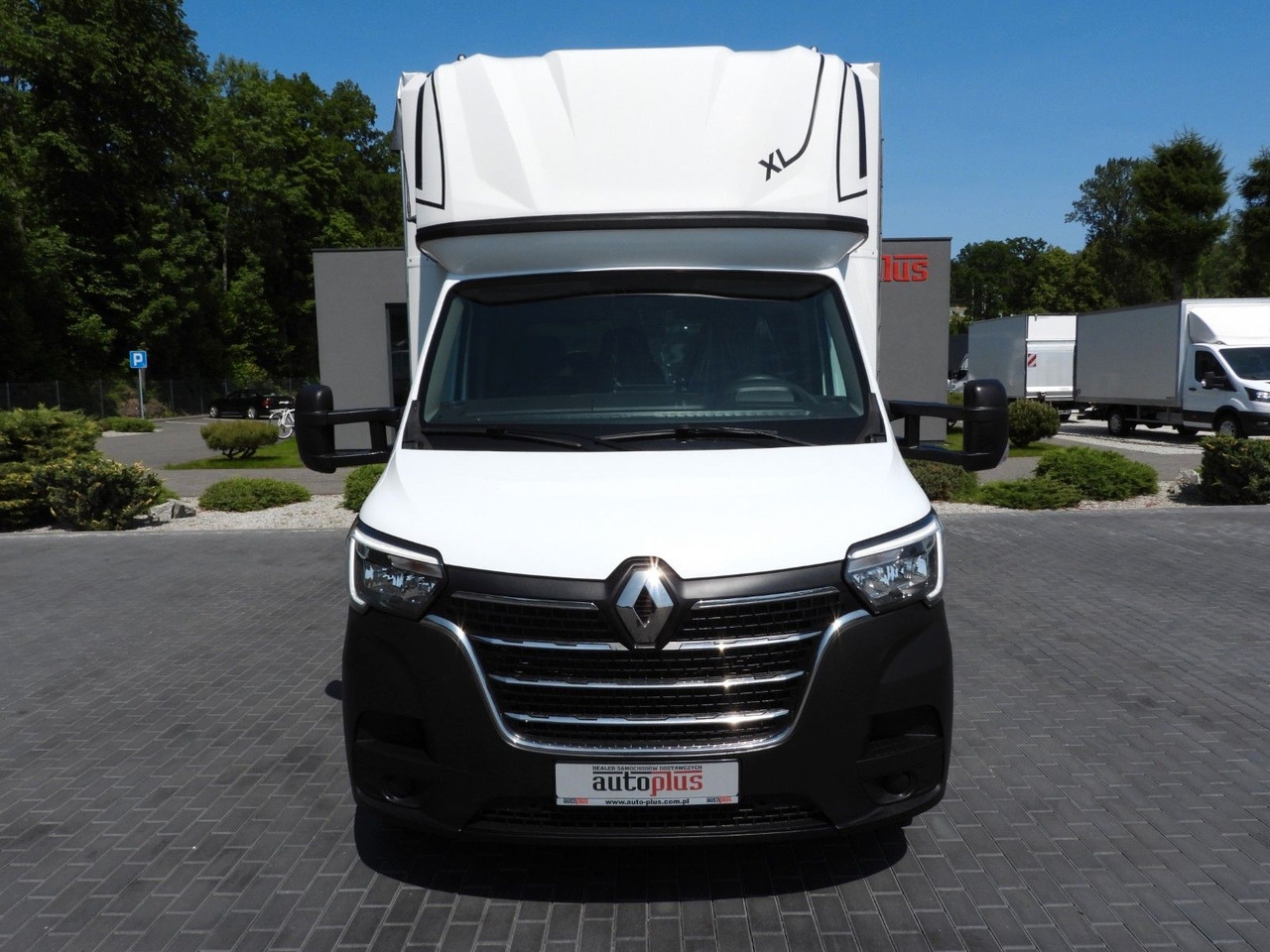 Renault MASTER PRITSCHE PLANE AUFZUG 10 PALETTEN WEBAST - Furgão de toldo: foto 5 Renault MASTER PRITSCHE PLANE AUFZUG 10 PALETTEN WEBAST - Furgão de toldo: foto 5