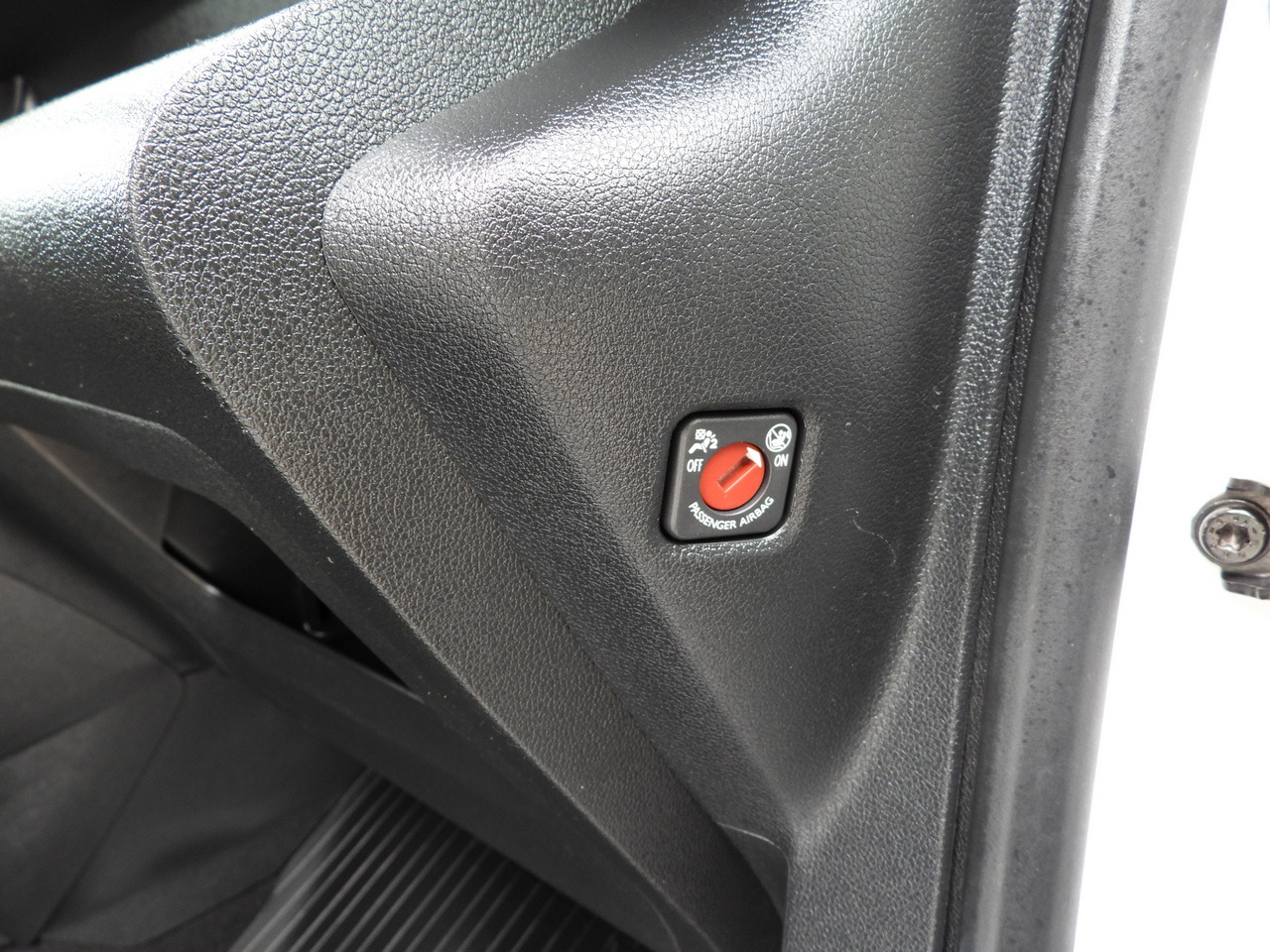 Locação de TOYOTA PROACE CITY REFRIGERATOR VAN -15*C POWER SUPPLY 230V CRUISE CONTROL AIR CONDITIONING 100HP TOYOTA PROACE CITY REFRIGERATOR VAN -15*C POWER SUPPLY 230V CRUISE CONTROL AIR CONDITIONING 100HP: foto 40 Locação de TOYOTA PROACE CITY REFRIGERATOR VAN -15*C POWER SUPPLY 230V CRUISE CONTROL AIR CONDITIONING 100HP TOYOTA PROACE CITY REFRIGERATOR VAN -15*C POWER SUPPLY 230V CRUISE CONTROL AIR CONDITIONING 100HP: foto 40