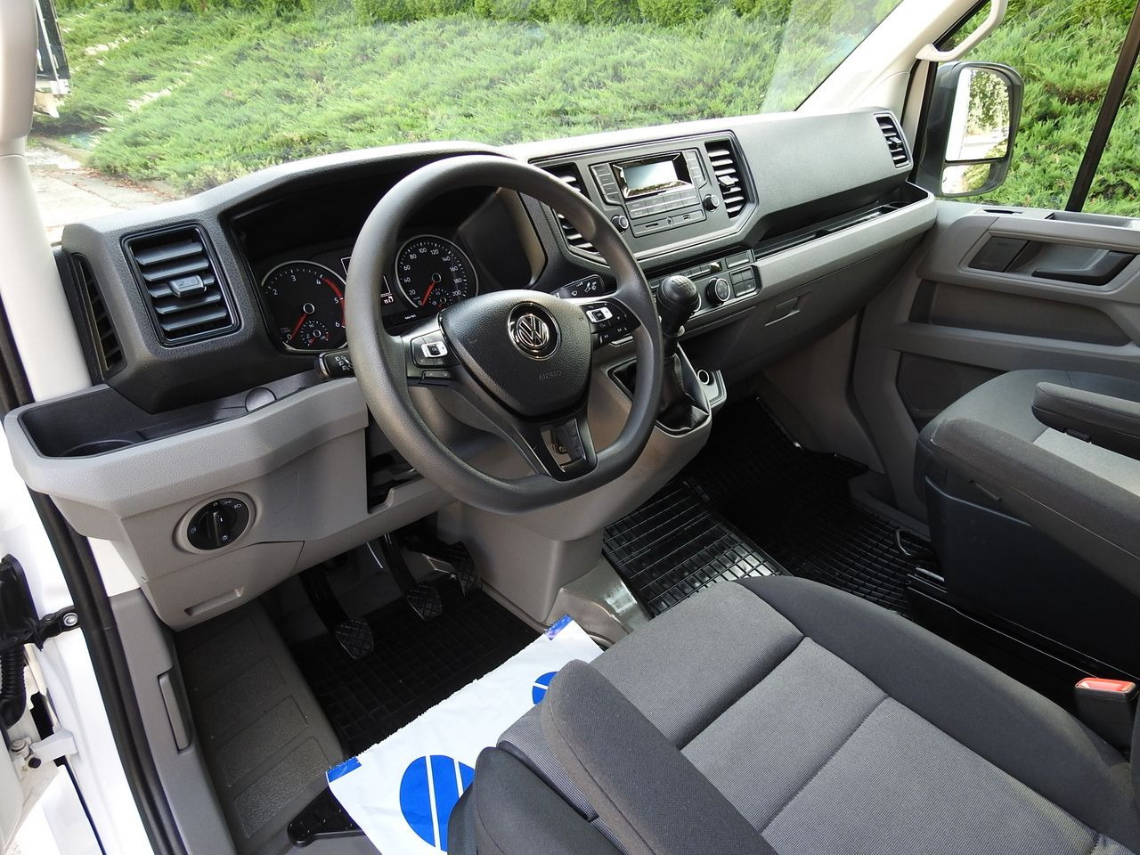 VOLKSWAGEN CRAFTER - Furgão de toldo: foto 2 VOLKSWAGEN CRAFTER - Furgão de toldo: foto 2
