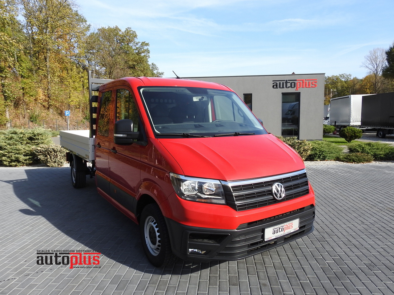 VOLKSWAGEN CRAFTER STAKE BODY DOUBLE CABIN DOKA 7 SEATS AIR CONDITIONING  140HP - Carrinha cabine dupla: foto 1 VOLKSWAGEN CRAFTER STAKE BODY DOUBLE CABIN DOKA 7 SEATS AIR CONDITIONING  140HP - Carrinha cabine dupla: foto 1