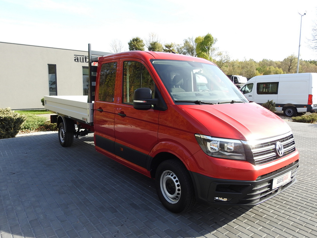 VOLKSWAGEN CRAFTER STAKE BODY DOUBLE CABIN DOKA 7 SEATS AIR CONDITIONING  140HP - Carrinha cabine dupla: foto 4 VOLKSWAGEN CRAFTER STAKE BODY DOUBLE CABIN DOKA 7 SEATS AIR CONDITIONING  140HP - Carrinha cabine dupla: foto 4
