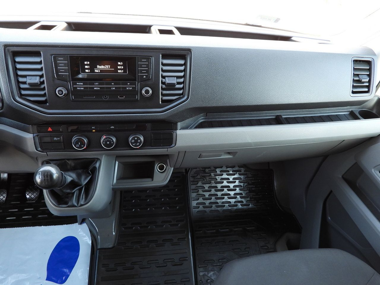 Locação de VOLKSWAGEN CRAFTER TARPAULIN 10 PALLETS WEBASTO CRUISE CONTROL LED LIGHTS  180HP VOLKSWAGEN CRAFTER TARPAULIN 10 PALLETS WEBASTO CRUISE CONTROL LED LIGHTS  180HP: foto 34