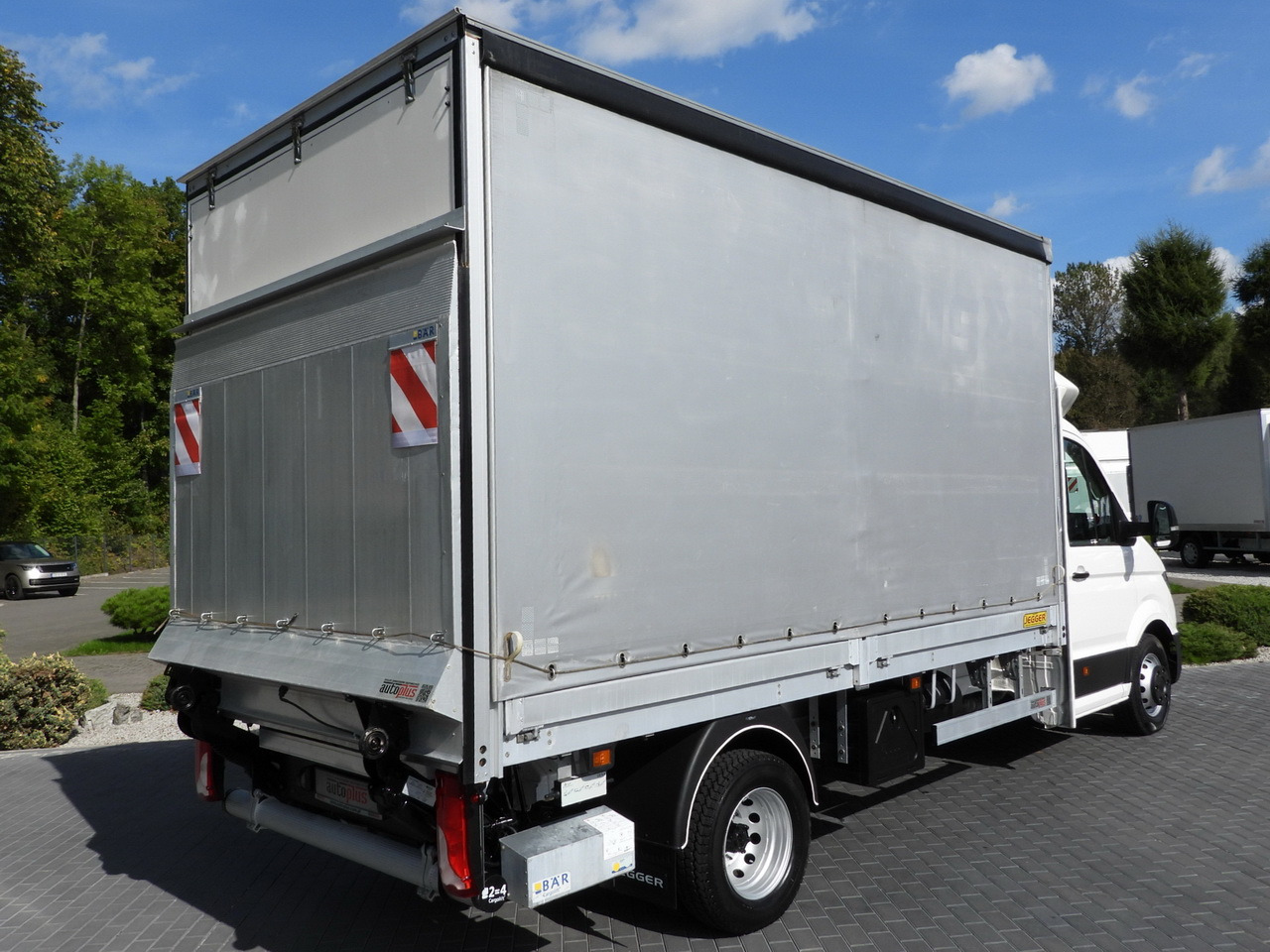 VOLKSWAGEN CRAFTER TARPAULIN LIFT 8 PALLETS CRUISE CONTROL LED LIGHTS TWIN WHEELS AIR CONDITIONING 180HP - Furgão de toldo: foto 3 VOLKSWAGEN CRAFTER TARPAULIN LIFT 8 PALLETS CRUISE CONTROL LED LIGHTS TWIN WHEELS AIR CONDITIONING 180HP - Furgão de toldo: foto 3