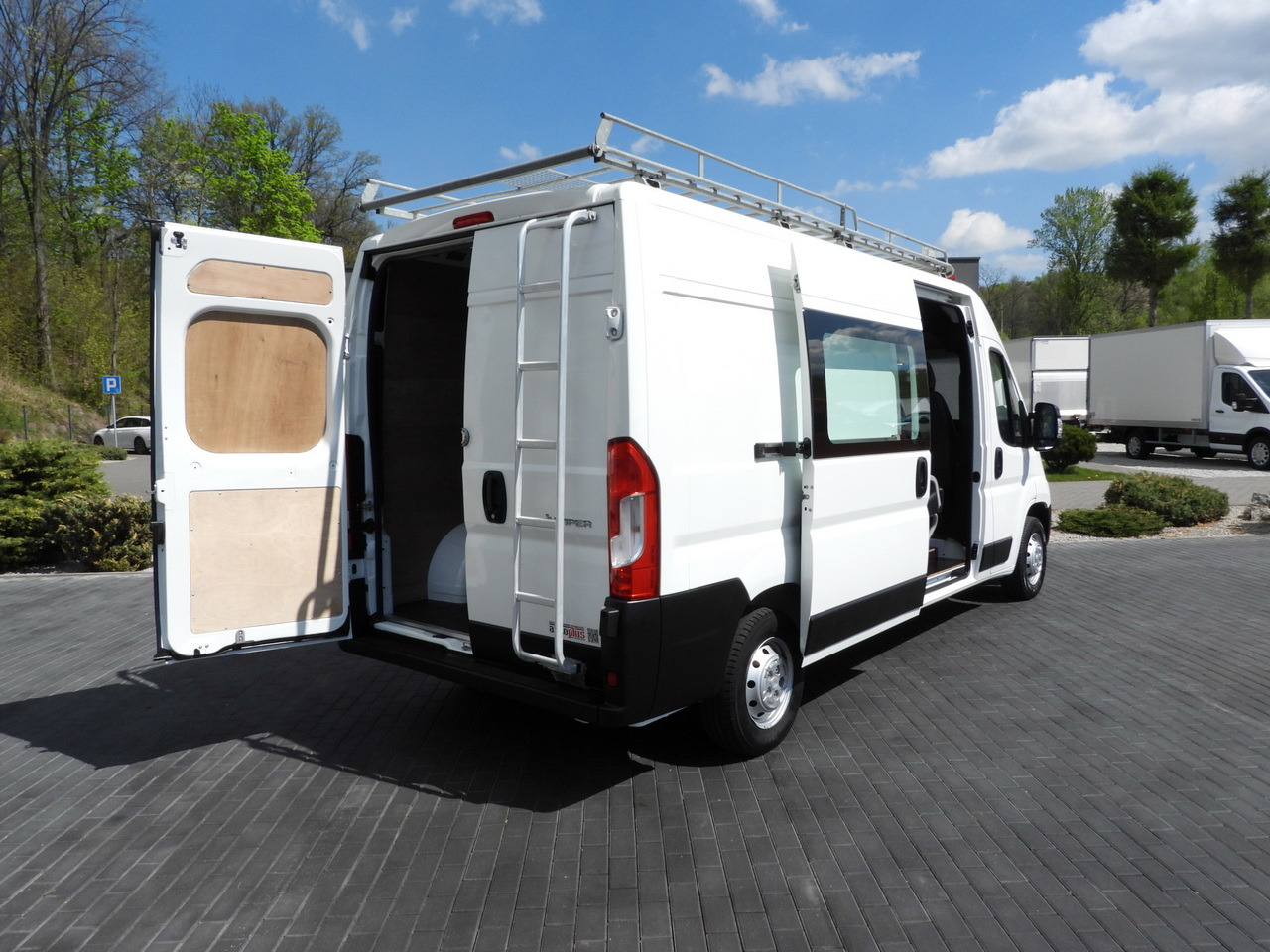 CITROEN JUMPER BOX DELIVERY VAN 7 SEATS CRUISE CONTROL 120HP - Veículo comercial: foto 3 CITROEN JUMPER BOX DELIVERY VAN 7 SEATS CRUISE CONTROL 120HP - Veículo comercial: foto 3