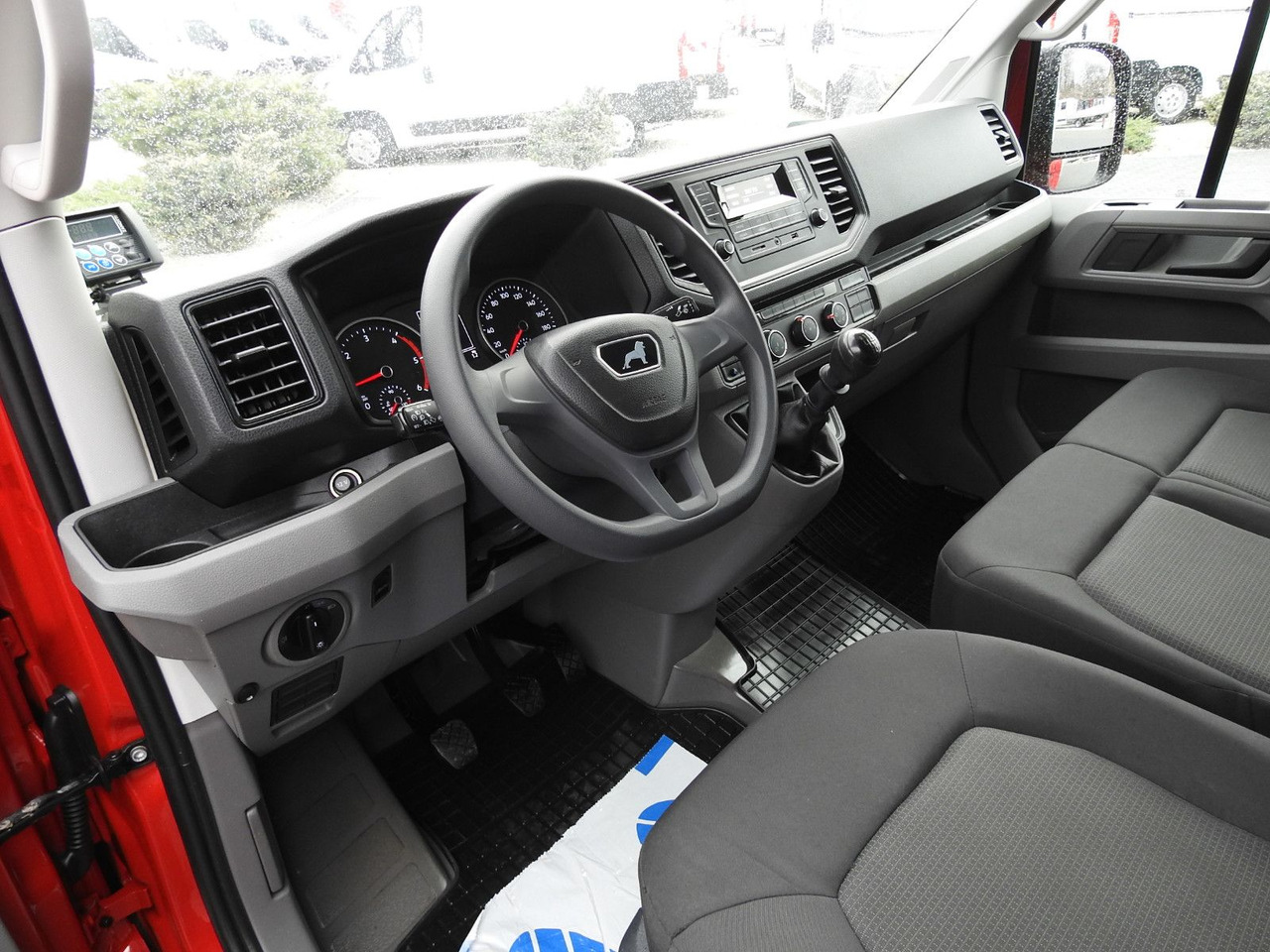Volkswagen CRAFTER KÜHLKOFFER -5*C 8 PALETEN HEIZFUNKTION - Carrinha frigorífica: foto 2 Volkswagen CRAFTER KÜHLKOFFER -5*C 8 PALETEN HEIZFUNKTION - Carrinha frigorífica: foto 2