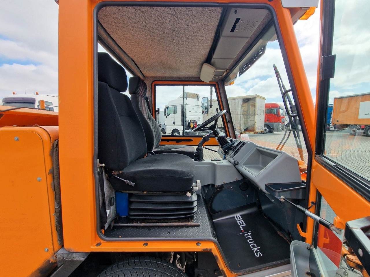 Varredora urbana BokiMobil 1151 Schneepflug: foto 28 Varredora urbana BokiMobil 1151 Schneepflug: foto 28