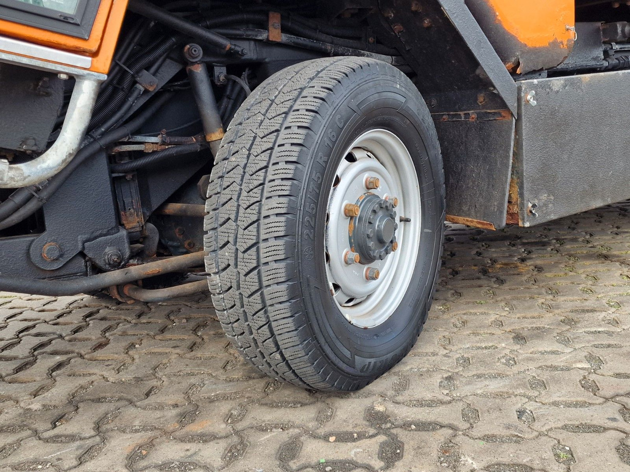 Varredora urbana BokiMobil 1151 Schneepflug: foto 44 Varredora urbana BokiMobil 1151 Schneepflug: foto 44