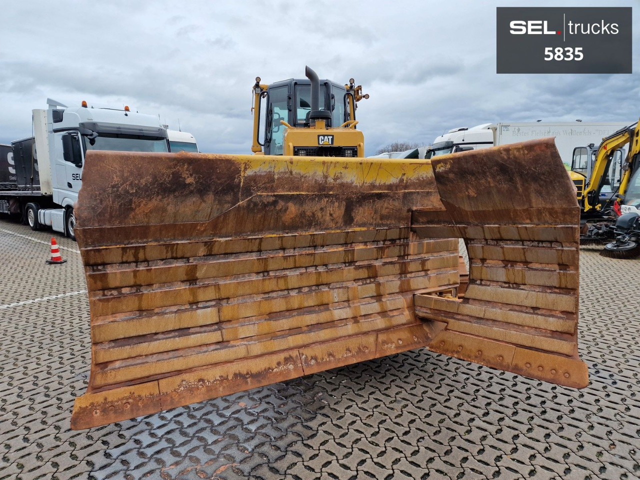 CAT D6N LGP Raupe/Dozer - Buldôzer: foto 2 CAT D6N LGP Raupe/Dozer - Buldôzer: foto 2