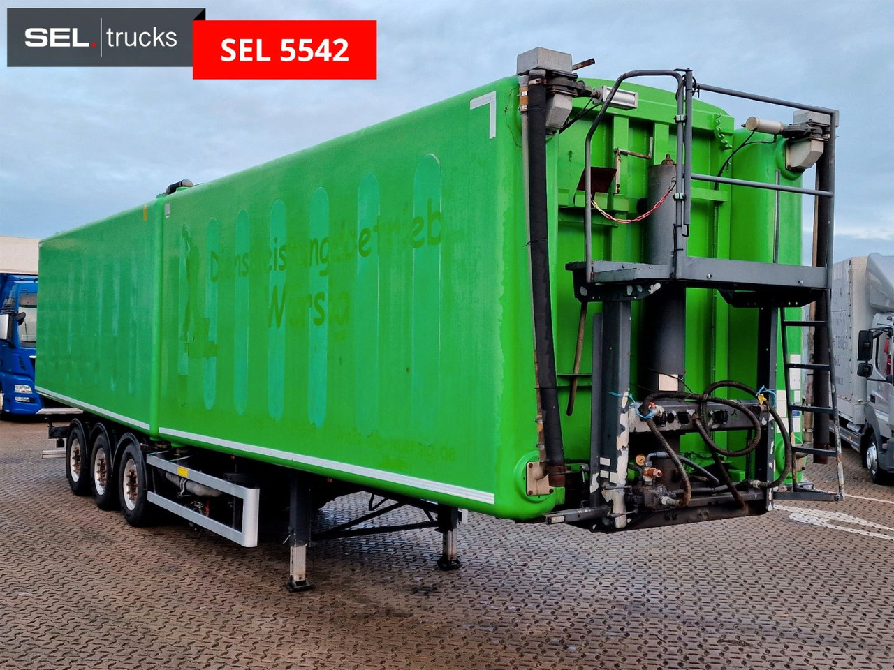 Kempf Duales Transportsyst.: Schüttgüter+Flüssikeiten Kempf Duales Transportsyst.: Schüttgüter+Flüssikeiten - Semireboque basculante: foto 3 Kempf Duales Transportsyst.: Schüttgüter+Flüssikeiten Kempf Duales Transportsyst.: Schüttgüter+Flüssikeiten - Semireboque basculante: foto 3