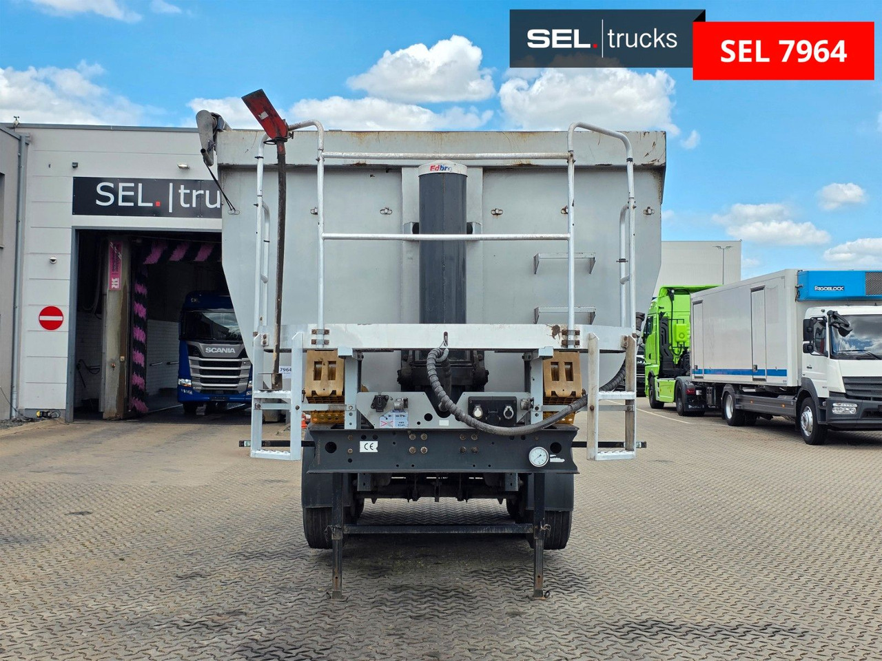 Langendorf SKS-HS 24/30 / Alu-Felgen / Liftachse - Semireboque basculante: foto 2 Langendorf SKS-HS 24/30 / Alu-Felgen / Liftachse - Semireboque basculante: foto 2