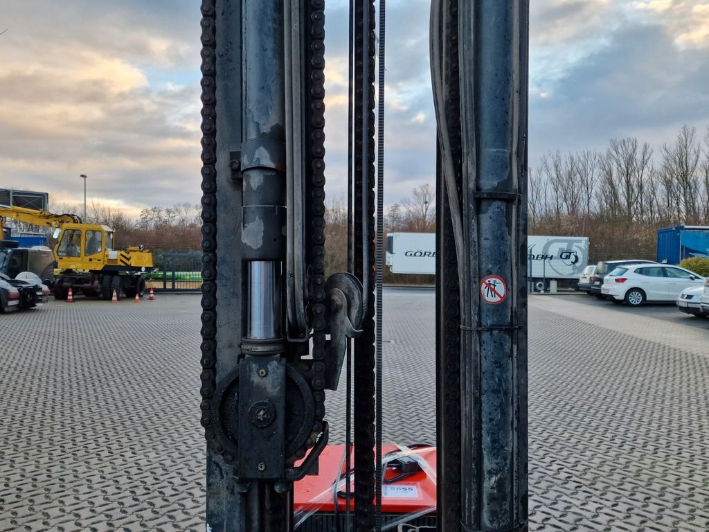 Empilhador retráctil Linde R 20 / 8.325 h / 2014 (Batterie aus 2021) Linde R 20 / 8.325 h / 2014 (Batterie aus 2021): foto 25