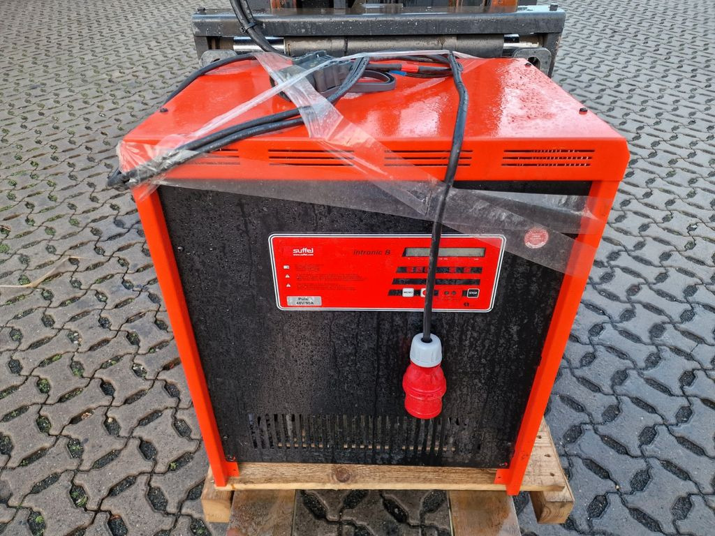 Empilhador retráctil Linde R 20 / 8.325 h / 2014 (Batterie aus 2021) Linde R 20 / 8.325 h / 2014 (Batterie aus 2021): foto 10