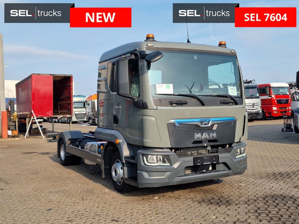 MAN TGL 8.250 4x2 BB / Nebenabtrieb/NEU/Euro 6E - Caminhão chassi: foto 3 MAN TGL 8.250 4x2 BB / Nebenabtrieb/NEU/Euro 6E - Caminhão chassi: foto 3