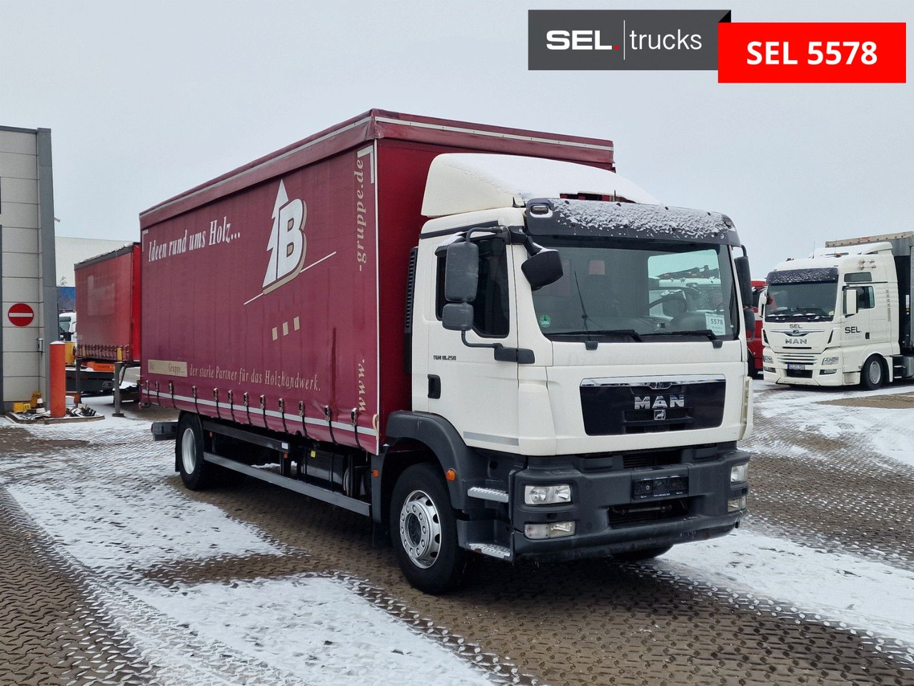 MAN TGM 18.250 4X2 LL / Staplerhalterung - Caminhão com lona: foto 3 MAN TGM 18.250 4X2 LL / Staplerhalterung - Caminhão com lona: foto 3