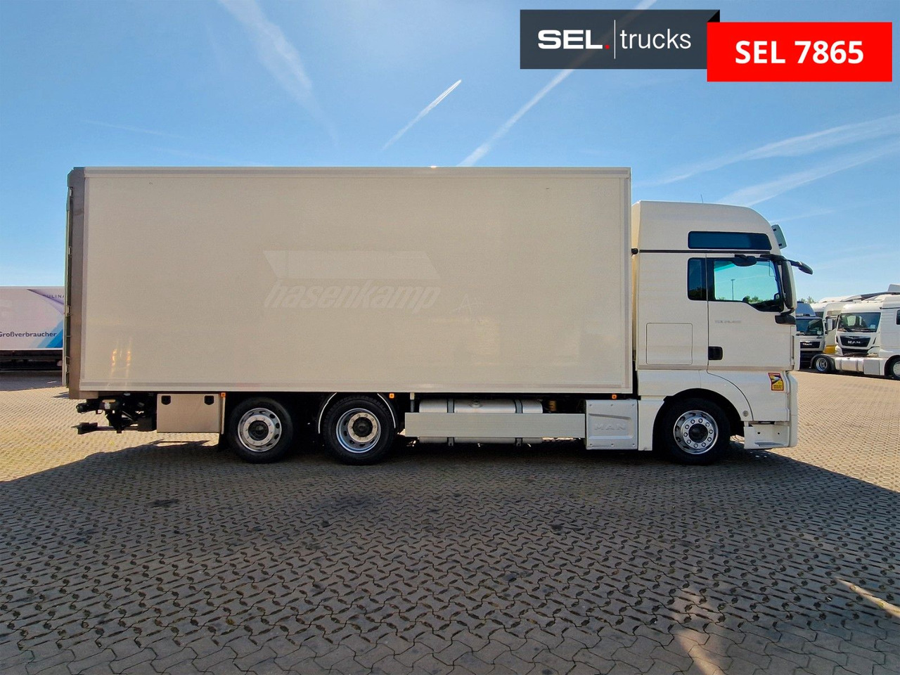 MAN TGX 24.400 6X2-2 LL-U / Intarder / Ldbw / Konvek - Caminhão furgão: foto 4 MAN TGX 24.400 6X2-2 LL-U / Intarder / Ldbw / Konvek - Caminhão furgão: foto 4