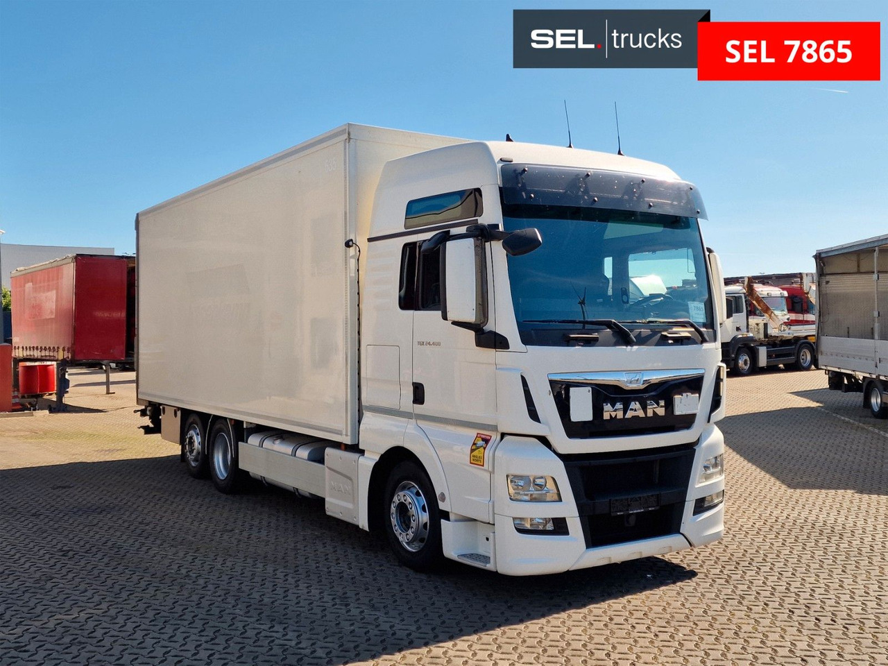 MAN TGX 24.400 6X2-2 LL-U / Intarder / Ldbw / Konvek - Caminhão furgão: foto 3 MAN TGX 24.400 6X2-2 LL-U / Intarder / Ldbw / Konvek - Caminhão furgão: foto 3