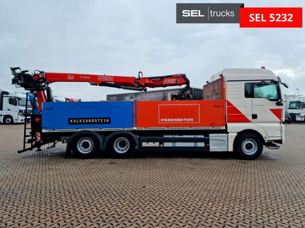 MAN TGX 26.440 / Intarder / Fassi / Lenkachse MAN TGX 26.440 / Intarder / Fassi / Lenkachse - Caminhão grua: foto 4 MAN TGX 26.440 / Intarder / Fassi / Lenkachse MAN TGX 26.440 / Intarder / Fassi / Lenkachse - Caminhão grua: foto 4