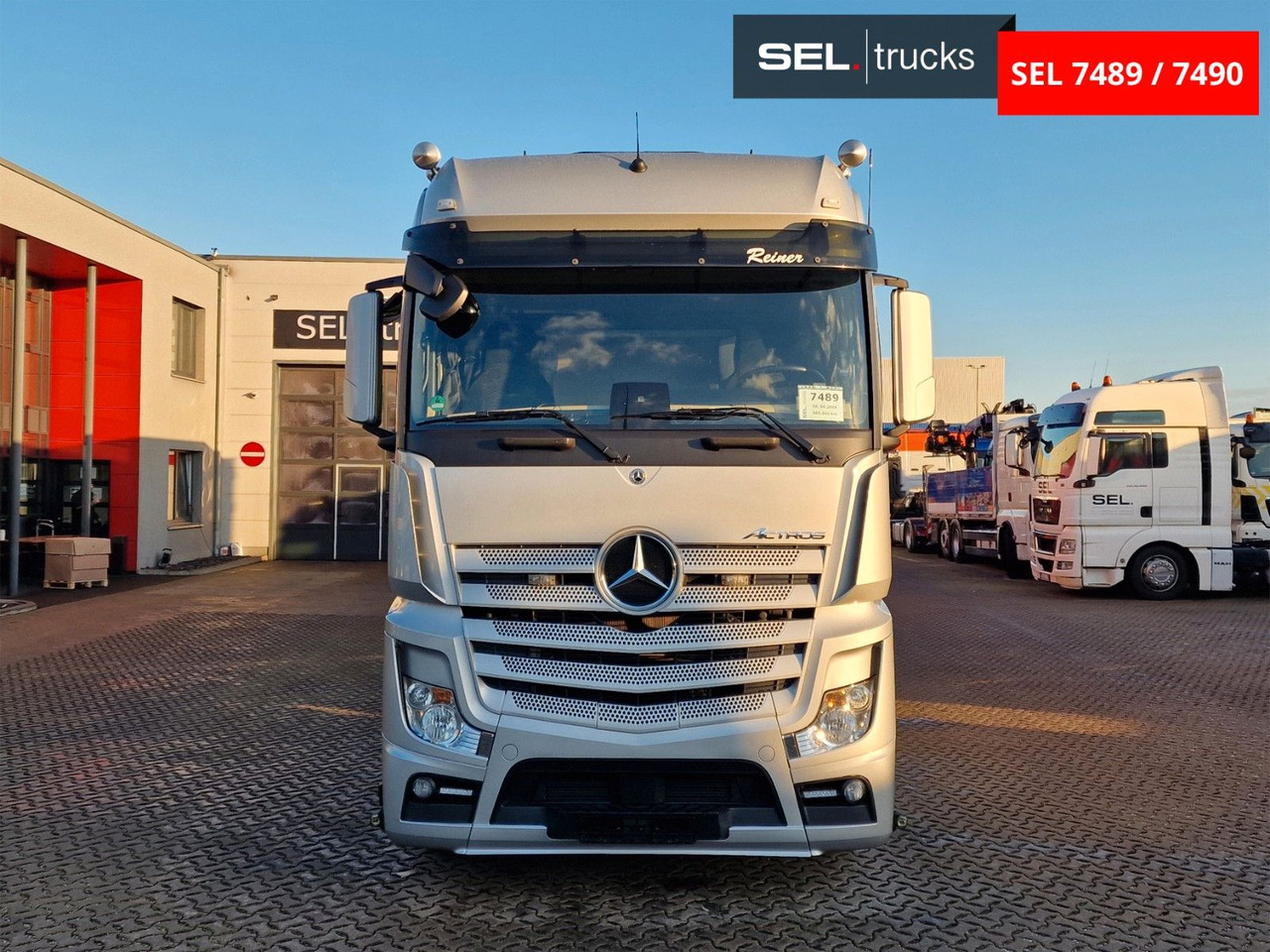 Mercedes-Benz Actros 2545 / Retarder / Alukappen / Standklima - Caminhão com lona: foto 2 Mercedes-Benz Actros 2545 / Retarder / Alukappen / Standklima - Caminhão com lona: foto 2