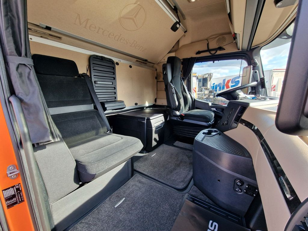 Caminhão com lona Mercedes-Benz Actros 2548 / Retarder / Aluklappen / Euro 6E: foto 18