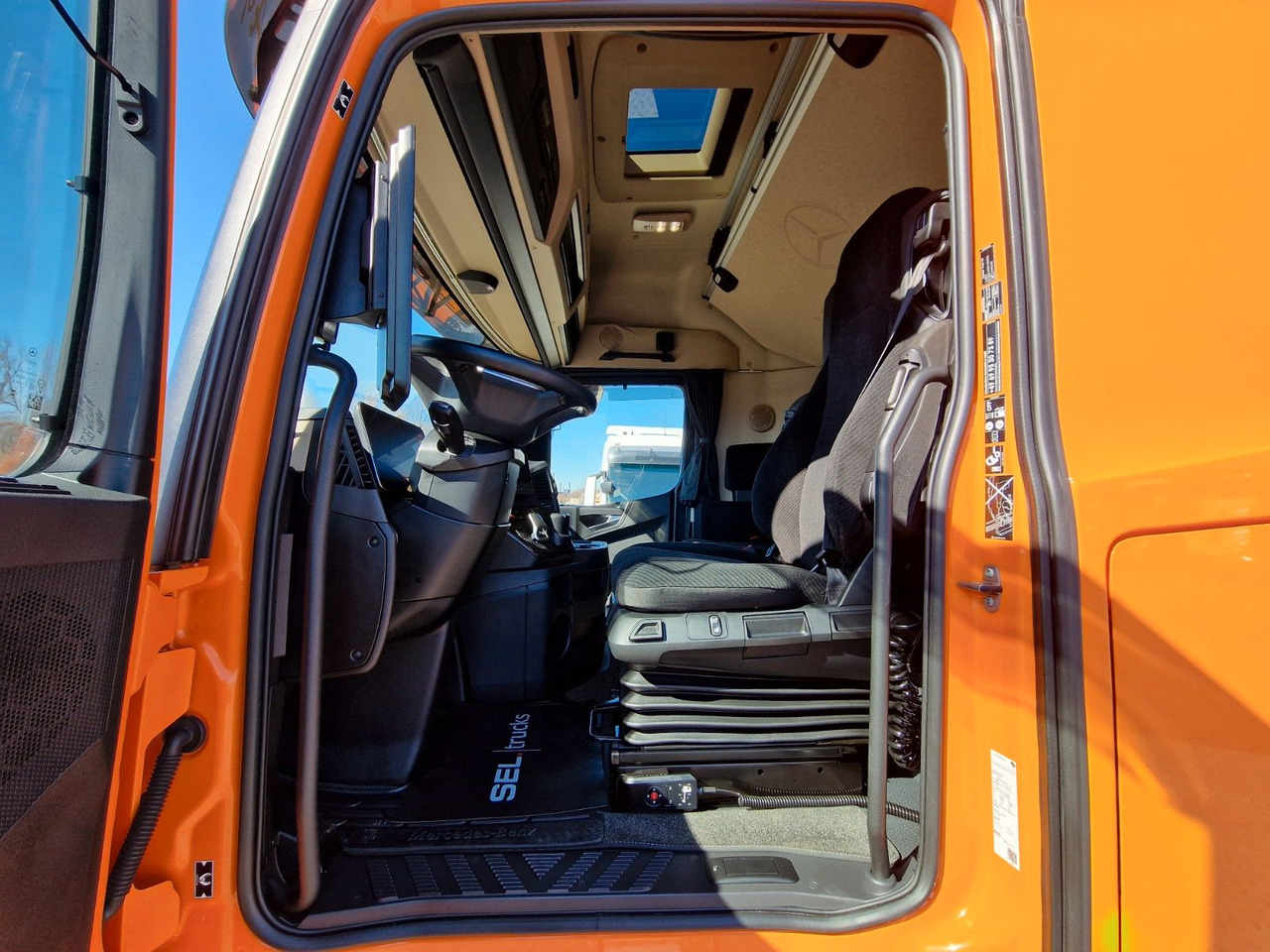 Caminhão com lona Mercedes-Benz Actros 2548 / Retarder / Euro 6E / Aluklappen: foto 13