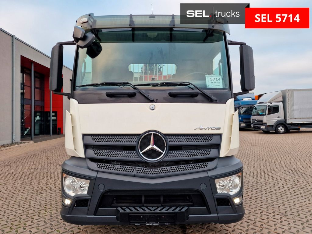 Mercedes-Benz Antos 1832 / MKG Kran Mercedes-Benz Antos 1832 / MKG Kran - Camião de caixa aberta/ Plataforma, Caminhão grua: foto 3 Mercedes-Benz Antos 1832 / MKG Kran Mercedes-Benz Antos 1832 / MKG Kran - Camião de caixa aberta/ Plataforma, Caminhão grua: foto 3