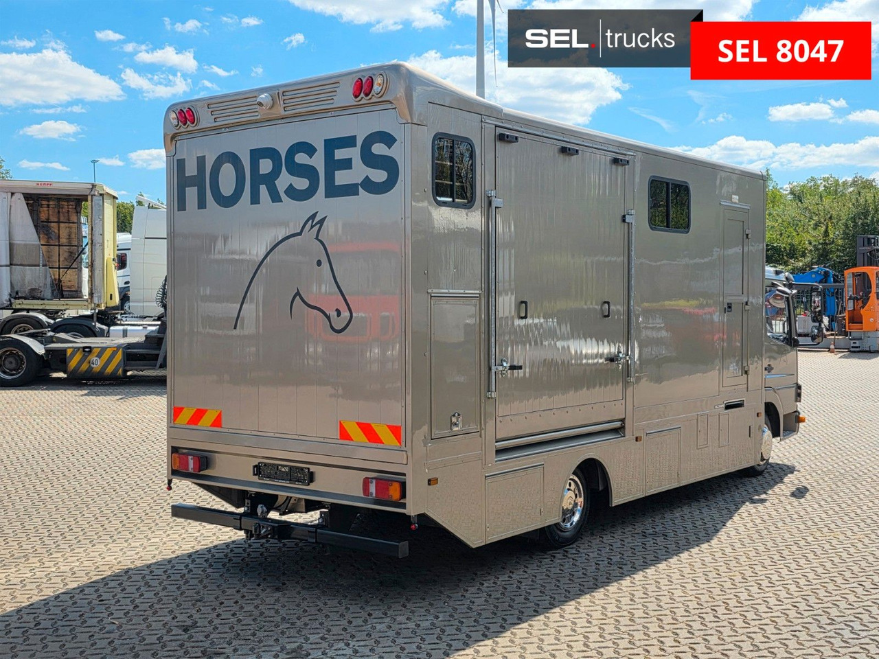 Mercedes-Benz Atego 818L - Caminhão transporte de gado: foto 5 Mercedes-Benz Atego 818L - Caminhão transporte de gado: foto 5