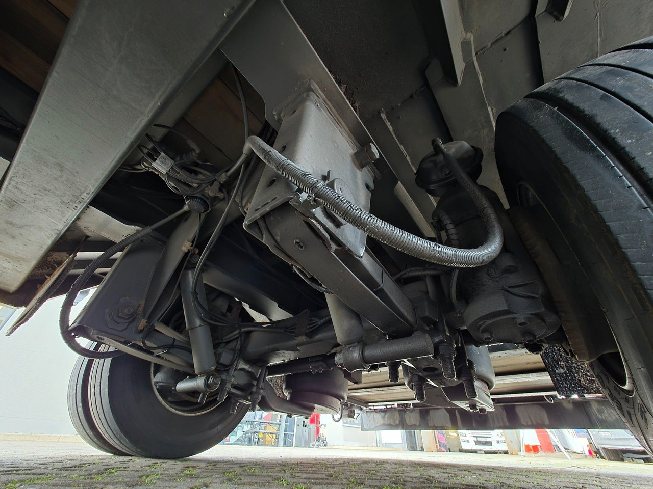 Semi-reboque de lona Meusburger MPS-3 / Radmulde / Lenk-Liftachse /Verbreiterbar: foto 36 Semi-reboque de lona Meusburger MPS-3 / Radmulde / Lenk-Liftachse /Verbreiterbar: foto 36