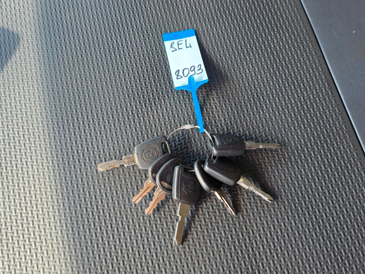 Caminhão chassi Scania P420 LB6X2*4MNA / Retarder  / PTO / ADR: foto 30