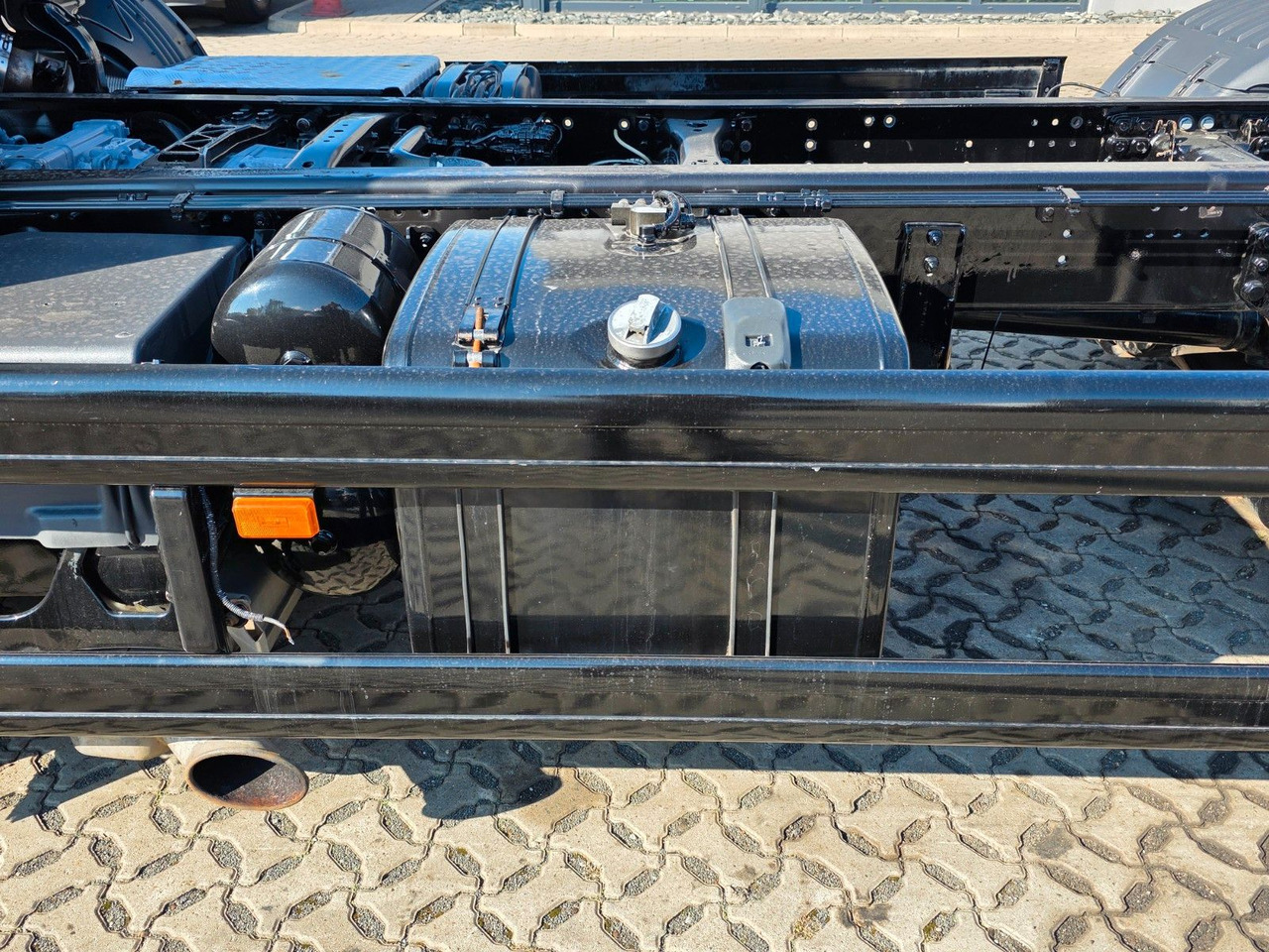 Caminhão chassi Scania P420 LB6X2*4MNA / Retarder  / PTO / ADR: foto 9