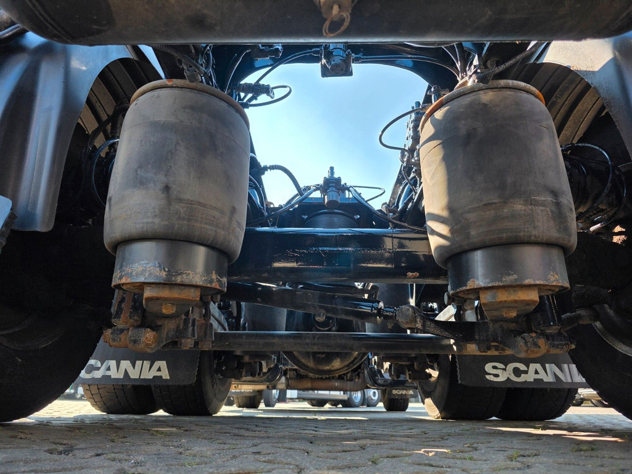 Caminhão chassi Scania P420 LB6X2*4MNA / Retarder  / PTO / ADR: foto 17