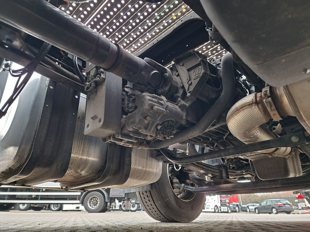 Tractor MAN TGS 26.510 6x2/4 BL SA / ZF Intarder / Lenkachse MAN TGS 26.510 6x2/4 BL SA / ZF Intarder / Lenkachse: foto 12 Tractor MAN TGS 26.510 6x2/4 BL SA / ZF Intarder / Lenkachse MAN TGS 26.510 6x2/4 BL SA / ZF Intarder / Lenkachse: foto 12