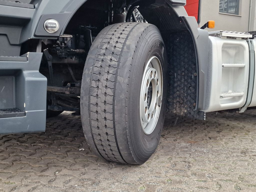 Tractor MAN TGS 26.510 6x2/4 BL SA / ZF Intarder / Lenkachse MAN TGS 26.510 6x2/4 BL SA / ZF Intarder / Lenkachse: foto 26 Tractor MAN TGS 26.510 6x2/4 BL SA / ZF Intarder / Lenkachse MAN TGS 26.510 6x2/4 BL SA / ZF Intarder / Lenkachse: foto 26