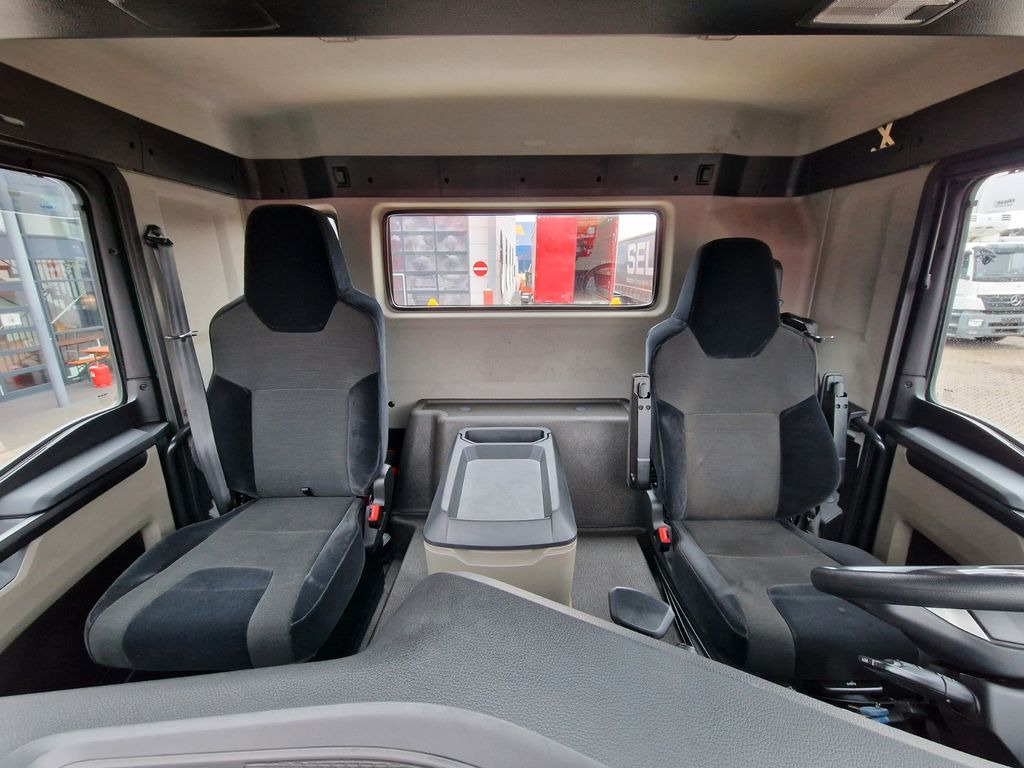 Tractor MAN TGS 26.510 6x2/4 BL SA / ZF Intarder / Lenkachse MAN TGS 26.510 6x2/4 BL SA / ZF Intarder / Lenkachse: foto 19 Tractor MAN TGS 26.510 6x2/4 BL SA / ZF Intarder / Lenkachse MAN TGS 26.510 6x2/4 BL SA / ZF Intarder / Lenkachse: foto 19