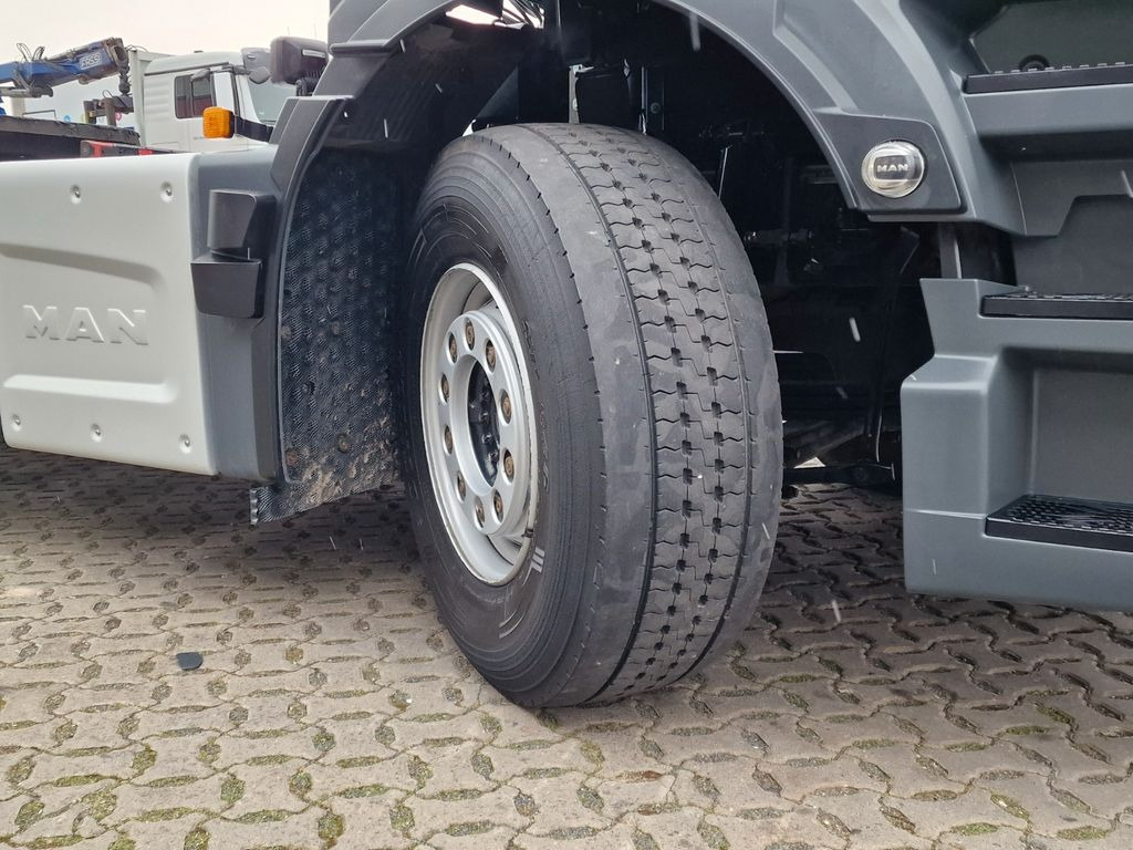 Tractor MAN TGS 26.510 6x2/4 BL SA / ZF Intarder / Lenkachse MAN TGS 26.510 6x2/4 BL SA / ZF Intarder / Lenkachse: foto 25 Tractor MAN TGS 26.510 6x2/4 BL SA / ZF Intarder / Lenkachse MAN TGS 26.510 6x2/4 BL SA / ZF Intarder / Lenkachse: foto 25