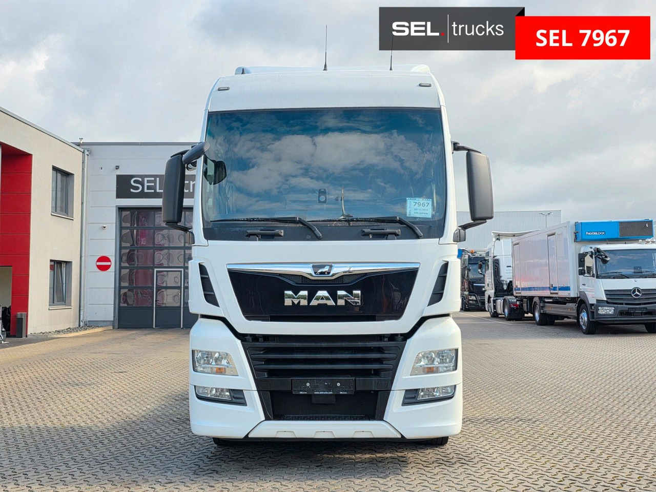 MAN TGX 18.460 4X2 BLS / Retarder / ADR AT - Tractor: foto 2 MAN TGX 18.460 4X2 BLS / Retarder / ADR AT - Tractor: foto 2
